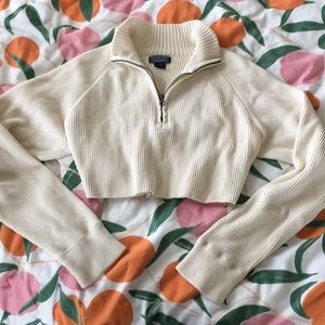 Polo long sleeve crop top